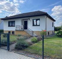 Wohnhaus mit Keller, 650 m2 Grundstück, Garage und Schuppen - Blankenfelde-Mahlow Groß Kienitz