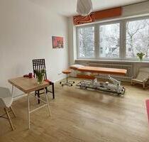 Praxisraum zur Untermiete - 250,00 EUR Kaltmiete, in Vaterstetten (PLZ: 85598) Baldham