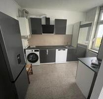 4-Zimmer-Wohnung mit Einbauküche & Stellplatz – sofort frei - Bremen Findorff