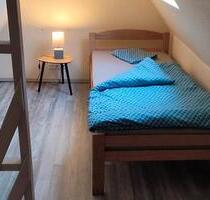 Zimmer frei ab 17 € (inkl. Nebenkosten) - Monteurzimmer (mieszkanie dla pracownikow) Unterkunft Zimmer Apartment Ferienwohnung in Neumünster und Umgebung