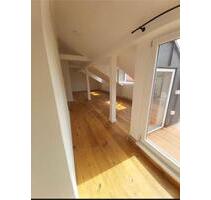 3 Zimmerwohnung mit Balkon - 1.070,00 EUR Kaltmiete, ca.  79,00 m² in Nürnberg (PLZ: 90439) Sankt Leonhard