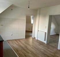 2 Zimmer Dachgeschosswohnung - 420,00 EUR Kaltmiete, ca.  40,00 m² in Bielefeld (PLZ: 33615) Schildesche