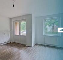 RENOVIERT: Geräumige 1-Zimmer-Wohnung mit EBK und BALKON - Rendsburg