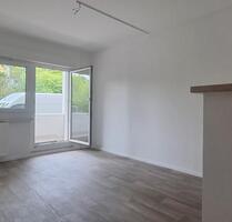 Offen & gemütlich – 2-Zimmer-Wohnung mit Tresenküche in Kappel - Chemnitz Kapellenberg
