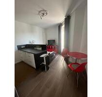 Möblierte 2-Zi-Wohn mit Dachterrasse in D-Derendorf, Römerstr: - Düsseldorf