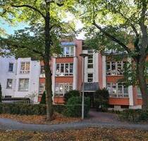 Ruhige, helle, schöne, 3 Zimmer Terrassen Wohnung in Berlin, Lankwitz