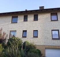 Großes Zweifamilienhaus mit herrlichem Blick ins Wesertal - Rinteln