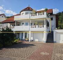 Provisionsfrei: 140 m² Traumwohnung mit Balkon, 4 ZKB + Garage - Hann. Münden