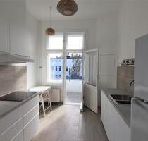Cozy & Sunny Renovated Apartment with South Balcony in Alt-Tegel - Berlin Reinickendorf