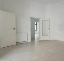 Hochwertige 3-Raumwohnung mit Personenaufzug und großem Balkon - Gotha