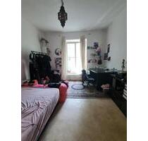 zimmer room in berlin pberg über den sommer (3 month)