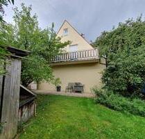 Einfamilienhaus Wohnung mit Garten und Garage zu vermieten - Wallerstein