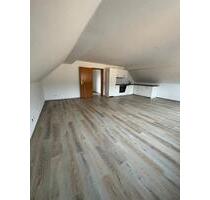 3-Zimmer-Wohnung in Steinbach, 85 m², mit EBK & 2 Stellplätzen - Fernwald