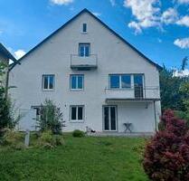 Gepflegte 6-Zimmer Doppelhaushälfte in Bad Wurzach mit Garten