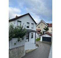 ***5Zimmer Haus mit Garten und Doppelgarage*** - Dingolfing