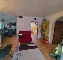 Schöne, helle Etagenwohnung in Hanglage - Hirschberg an der Bergstraße