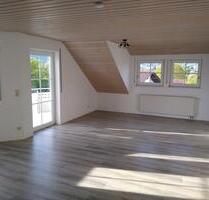 4 Zimmer Wohnung DG mit Balkon in Böbingen zu vermieten - Böbingen an der Rems