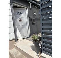 DOPPELHAUSHÄLFTE ZUR MIETE - 800,00 EUR Kaltmiete, ca.  90,00 m² in Friedland (PLZ: 37133)