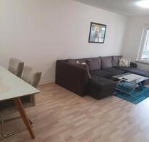 Zentrale 3 Zimmer- Wohnung mit neuwertiger Einbauküche und Terras - Stuttgart Bad Cannstatt