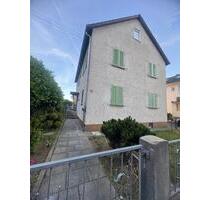 Neu sanierte 40 m² Dachgeschosswohnung in Wendlingen - Wendlingen am Neckar