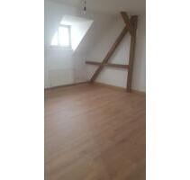 2-R.-DG-Wohnung - 250,00 EUR Kaltmiete, in Reichenbach im Vogtland (PLZ: 08468)