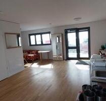 Helle Dachgeschosswohnung Studio mit Dachterrasse – zur Untermi - Berlin Tempelhof-Schöneberg