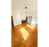 Charmante Altbauwohnung mit Parkett, Kaminflair - Mönchengladbach Nord