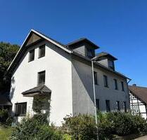 Großzügige Dachgeschosswohnung mit Balkon und KFZ Stellplatz - Bodenwerder