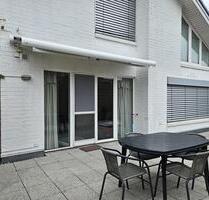 Schöne Wohnung im Zentrum mit toller Dachterrasse! 3 ZKB, WC, HWR und PKW-Stellplatz! - Löningen