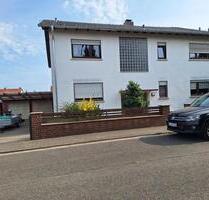2-FamilienHaus in Mehlingen von Privat