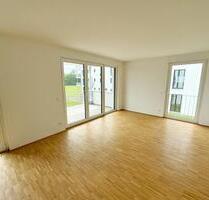 Neubau-Erstbezug: 2-Zimmer-Wohnung mit Balkon, Einbauküche & TG-Stellplatz in Winnenden-Höfen