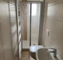 Wir sanieren für Sie - Erdgeschosswohnung mit Dusche - Oschersleben (Bode)