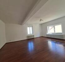 4 ZKB, zentrale Lage, ca. 115 qm mit Balkon - Zweibrücken