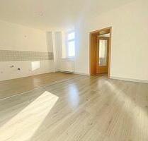 4 Raum Wohnung*Tageslichtbad mit Dusche & Eckbadewanne* Gartennutzung*Stellplatz mgl.* - Lützen