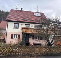 Großes Einfamilienhaus mit Scheune in ruhiger Lage - Burladingen