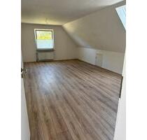Mietwohnung ab 01.06.2025 - 650,00 EUR Kaltmiete, ca.  80,00 m² in Aurich (PLZ: 26607) Georgsfeld und Tannenhausen