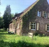 Wohnen im Grünen - 1.135,00 EUR Kaltmiete, ca.  130,00 m² in Burow (PLZ: 17089)