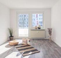 Bezugsfertige 3-Raum-Wohnung mit Balkon - Chemnitz Bernsdorf
