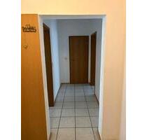 Wohnung zu vermieten, 3ZKB - 600,00 EUR Kaltmiete, ca.  105,00 m² in Zell (Mosel) (PLZ: 56856)