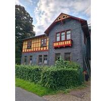 Biete diese schöne Wohnung an. - 550,00 EUR Kaltmiete, ca.  100,00 m² in Kaulsdorf (PLZ: 07338)