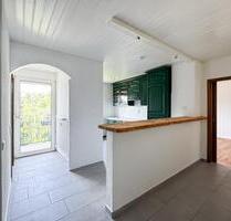 2-Zimmer-Wohnung mit Landhausküche, Parkett, Garten - Kassel