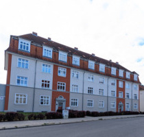 schöne 3-Zimmer-Wohnung mit Balkon, tollem Ausblick + Abstellrau - Neustrelitz