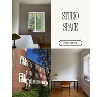 Bright Studio AtelieSpace with Garden View - Private Room or Desk - Berlin Rummelsburg
