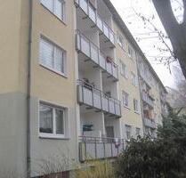 Top ! SanierteRenovierte 3-Zi.-Wohnung mit Balkon in zentraler Lage - Frankfurt am Main Ginnheim