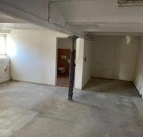 Lagerfläche - 350,00 EUR Kaltmiete, ca.  90,00 m² in Erding (PLZ: 85435)