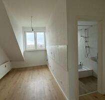 Neu renovierte 1,5 Zimmer Wohnung im DG zu vermieten! - Gelsenkirchen Gelsenkirchen-Mitte