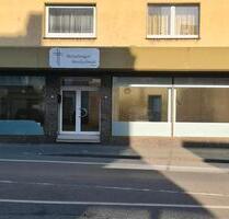 Ladenlokal Büro Gastronomie - 2.000,00 EUR Kaltmiete, ca.  210,00 m² in Castrop-Rauxel (PLZ: 44579) Bladenhorst
