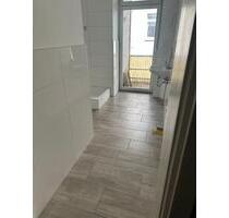 Neu renovierte - schöne 2,5 -Zimmer-Wohnung mit gehobener Innenau - Wiesbaden
