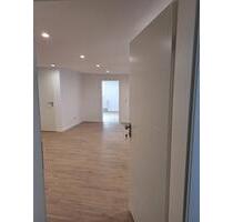 Sanierte 4-Zimmer-Wohnung in der Hersbrucker Innenstadt+ Balkon