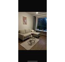 Ruhige 1,5 Zimmer Wohnung mit großer Terrasse und Blick ins Grün - Hamburg Lohbrügge